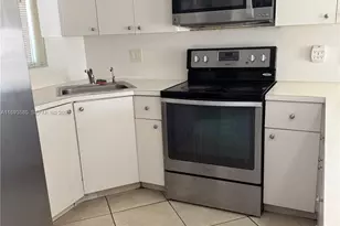 5530 W 26th Ct, Hialeah, FL 33016 - Photo 1