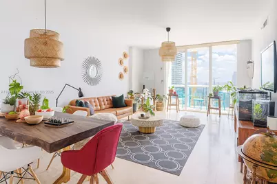 31 SE 5th St #4016, Miami, FL 33131 - Photo 1
