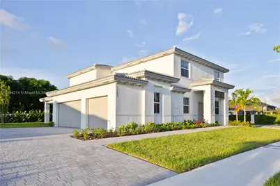 13203 SW 188th Ter #13203, Miami, FL 33177 - Photo 1