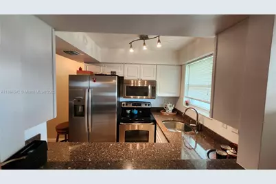 20 SE 13th St #C4, Boca Raton, FL 33432 - Photo 1