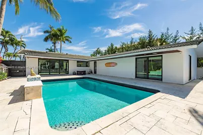 2020 NE 121st Rd #2020, North Miami, FL 33181 - Photo 1