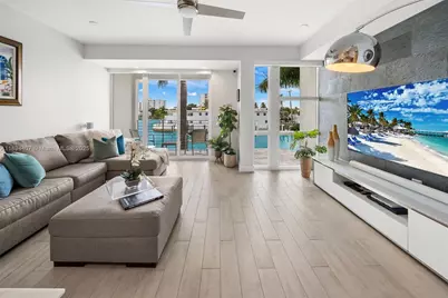 33 N Shore Dr #33, Miami Beach, FL 33141 - Photo 1