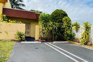 518 NW 179th St, Miami Gardens, FL 33169 - Photo 1