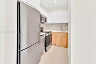 530 SW 11th Ave, Miami, FL 33130 - Photo 1