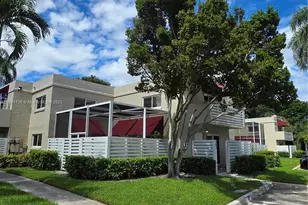 563 NW 98th Ave, Plantation, FL 33324 - Photo 1