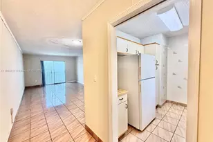 424 SW 7th St, Miami, FL 33130 - Photo 1