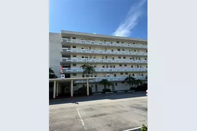 3010 Marcos Dr #R310, Aventura, FL 33160 - Photo 1