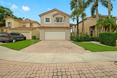 1611 SW 158th Ave, Pembroke Pines, FL 33027 - Photo 1