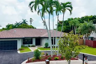 1005 NW 99th Ave, Plantation, FL 33322 - Photo 1