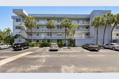 101 Royal Park Dr #1D, Oakland Park, FL 33309 - Photo 1