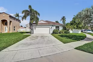 18951 NW 10th Terrace, Pembroke Pines, FL 33029 - Photo 1