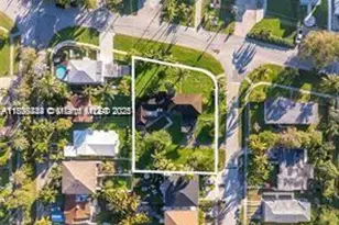 10900 N Bayshore Dr, Miami, FL 33161 - Photo 1