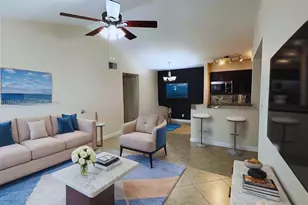 2926 S University Dr, Davie, FL 33328 - Photo 1