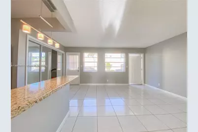 4050 NE 12th Ter #14-1, Oakland Park, FL 33334 - Photo 1