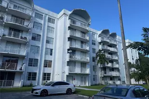 494 NW 165th St Rd, Miami, FL 33169 - Photo 1