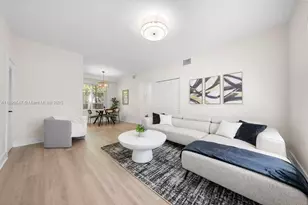 1471 Lincoln Terrace, Miami Beach, FL 33139 - Photo 1