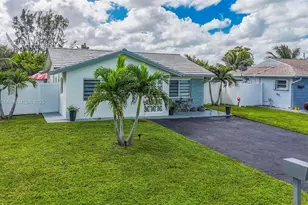 9212 NW 81st Pl, Tamarac, FL 33321 - Photo 1