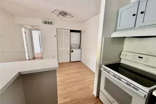 15560 SW 80th St, Miami, FL 33193 - Photo 1