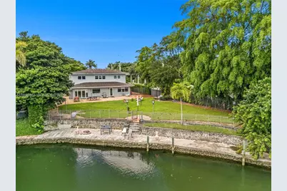 4801 University Dr, Coral Gables, FL 33146 - Photo 1