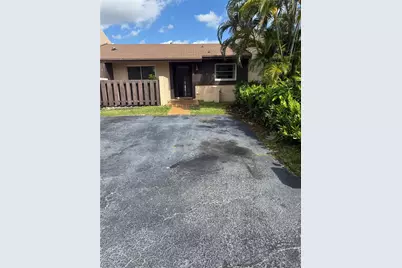 12507 SW 110th S Canal St Rd, Miami, FL 33186 - Photo 1