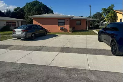 2345 NW 28th St #1-2, Oakland Park, FL 33311 - Photo 1