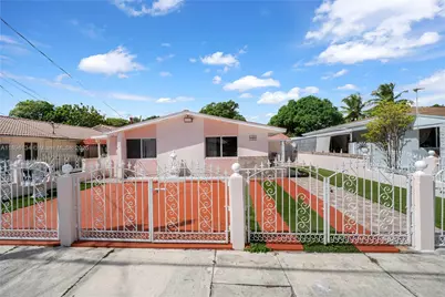 132 NW 18th Ave, Miami, FL 33125 - Photo 1