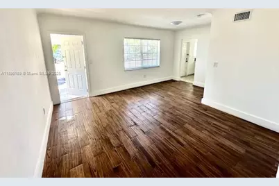 2101 Bay Dr #2, Miami Beach, FL 33141 - Photo 1