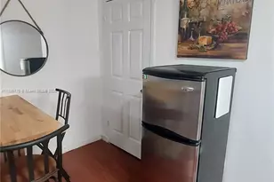 825 SE Brickell Bay Dr, Miami, FL 33131 - Photo 1