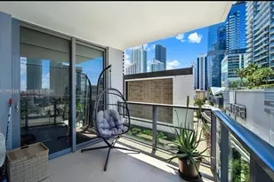 31 SE 6th St, Miami, FL 33131 - Photo 1