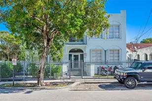 301 SW 10th Ave, Miami, FL 33130 - Photo 1