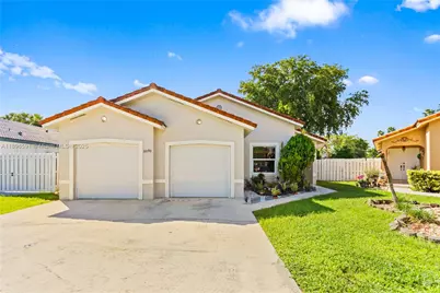 6090 NW 179th Ter, Hialeah, FL 33015 - Photo 1