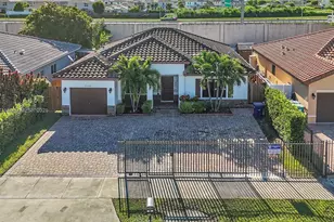 27109 SW 133rd Ct, Homestead, FL 33032 - Photo 1