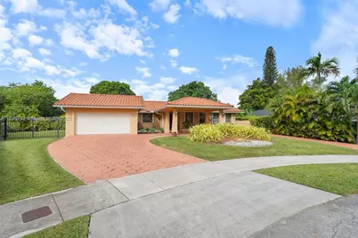 7040 SW 95th Ct, Miami, FL 33173 - Photo 1