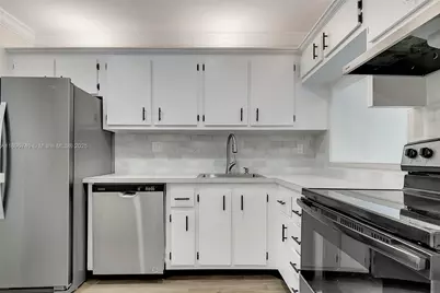 8000 SW 81st Dr #103, Miami, FL 33143 - Photo 1