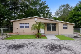 5740 Douglas St, Hollywood, FL 33021 - Photo 1