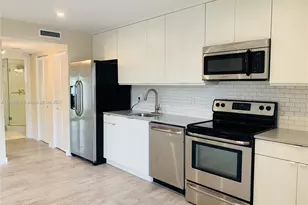 2412 NE 26th St, Fort Lauderdale, FL 33305 - Photo 1