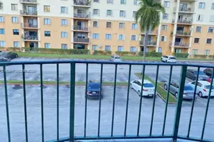 9320 Fontainebleau Blvd, Miami, FL 33172 - Photo 1