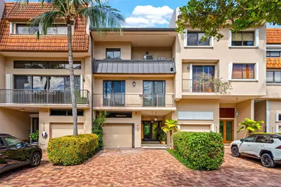 6124 Paradise Point Dr #6124, Palmetto Bay, FL 33157 - Photo 1