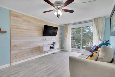 1681 NW 70th Ave #418, Plantation, FL 33313 - Photo 1