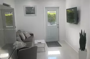 1710 Michigan Ave, Miami Beach, FL 33139 - Photo 1