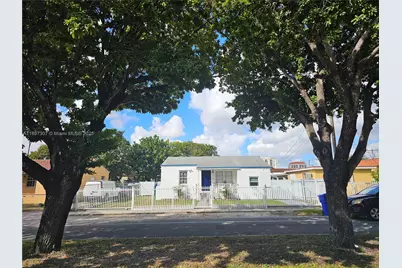 1020 SW 33rd Ave, Miami, FL 33135 - Photo 1
