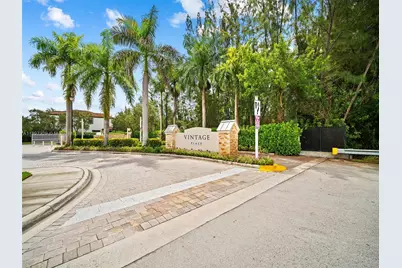 10343 NW 70th Ln #7, Doral, FL 33178 - Photo 1