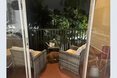230 NW 87th Ave #I221, Miami, FL 33172 - Photo 1