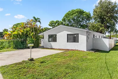 205 NW 7th Ave, Dania Beach, FL 33004 - Photo 1
