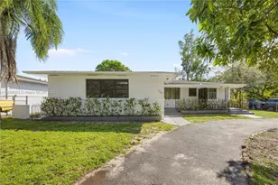 500 NE 136th St, North Miami, FL 33161 - Photo 1