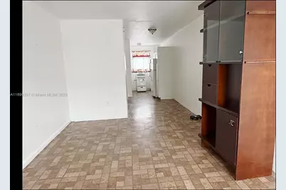 7740 Dickens Ave #5, Miami Beach, FL 33141 - Photo 1