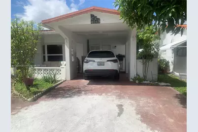 4249 NW 50th Ter, Lauderdale Lakes, FL 33319 - Photo 1