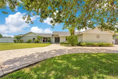 15300 SW 164th St, Miami, FL 33187 - Photo 1