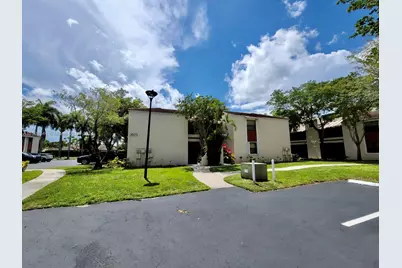 20075 NE 3rd Ct #4, Miami, FL 33179 - Photo 1