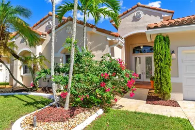 341 SW 184th Ter, Pembroke Pines, FL 33029 - Photo 1